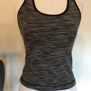 Lululemon Cool Racerback II Size 6 (cropped)
